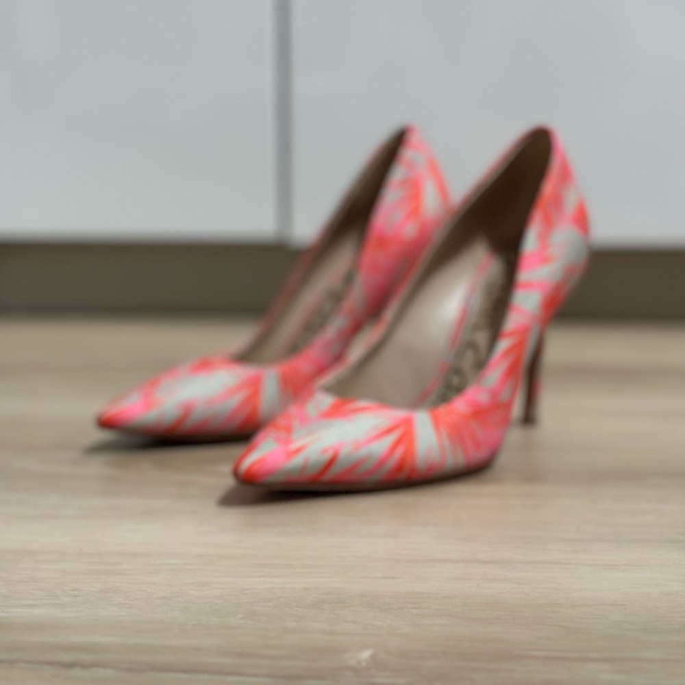 Sam Edelman Pink and White Heels Elegant Design